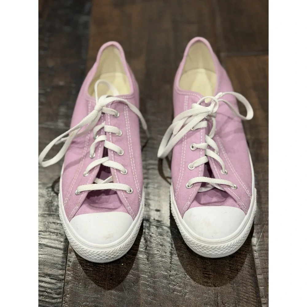 Converse All Star Chuck Taylor Women's Size 9 pink white Low Top‎ Sneakers - Picture 2 of 7